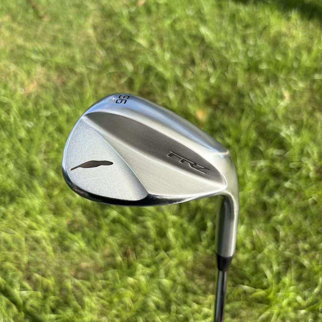 Golf Club Iron Set - ไม้กอล์ฟแซนด์เวดจ์ FRZ รุ่น S20C ผลิตจากเหล็กอ่อน หมุนวนสูง